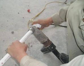 龙岩市漏水维修电话
